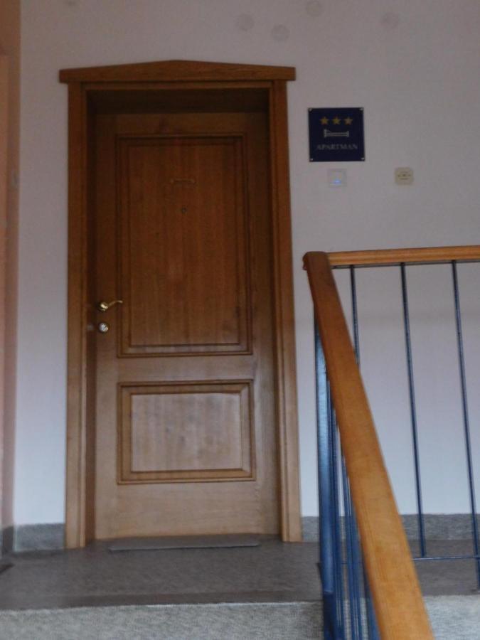 Apartman Ana Zupanja Eksteriør bilde